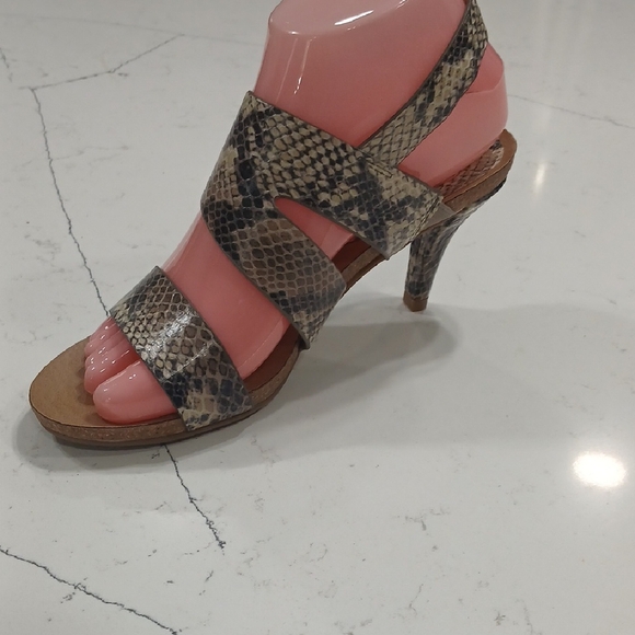 New Directions Snakeskin Heels Sz6.5 New Without Tag Or Box - Picture 4 of 10